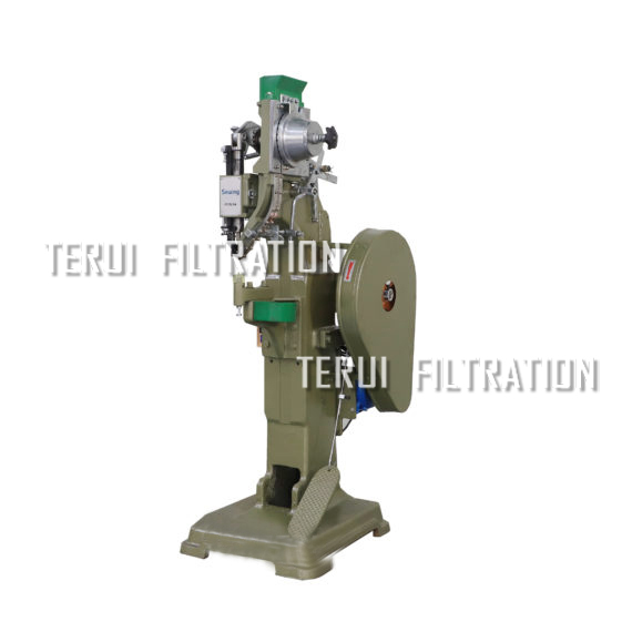 SNAP BAND RIVETING MACHINE